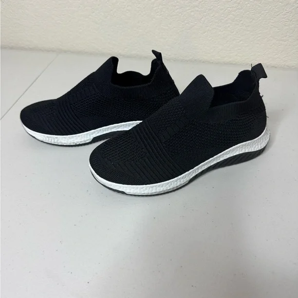 NWOT Danskin Black Slip-On Sneakers - Picture 1 of 5
